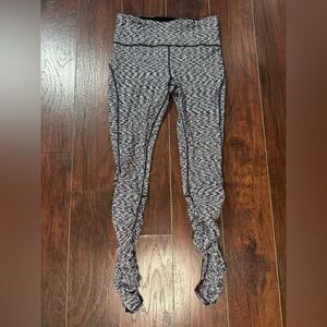 Lululemon Ready To Rulu size 10 HighRise 28" Spaced Out Space Dye Black White